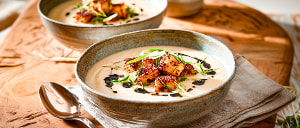 Lauchcremesuppe mit Pfeffer-Tofu-Croûtons