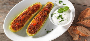 Mediterran gefüllte Zucchini