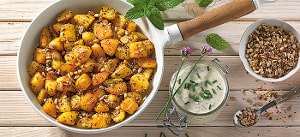 Würzige Bratkartoffeln mit Kräuterjoghurt