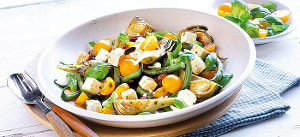 Schafskäsesalat mit Artischocken