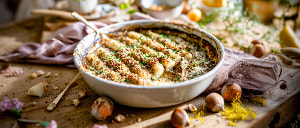 Schwarzwurzelgratin mit Kräuter-Haselnusskruste