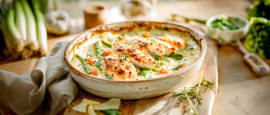 Auflauf mit Frühlingsgemüse und Hähnchenfilet