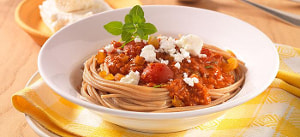Spaghetti mit Aprikosen-Bolognese